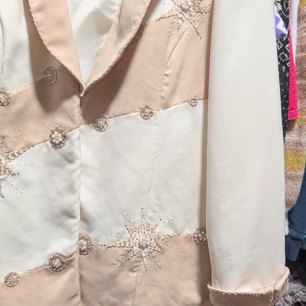 Stunning Beige And Cream Beaded Blazer - Picture 3 of 10